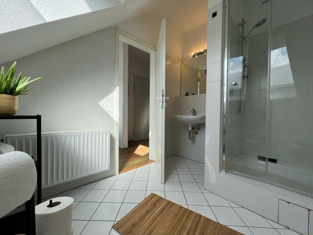 ae40dcbc acb7 41bd 8da4 dbe2261d5df2